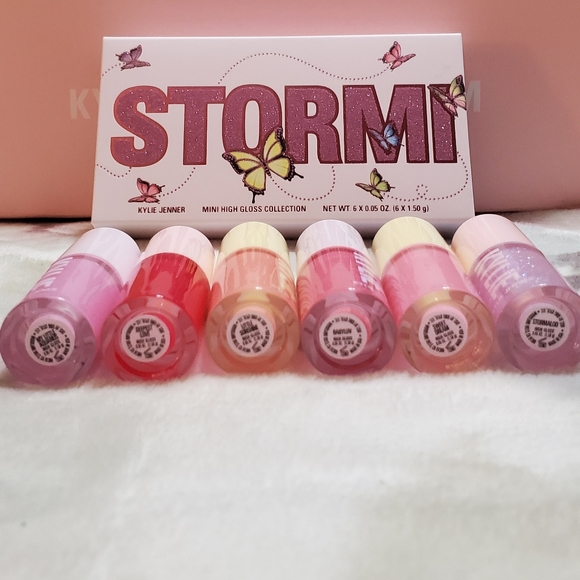 🦋 New Kylie × Stormi Mini HighGloss Set - Picture 3 of 8